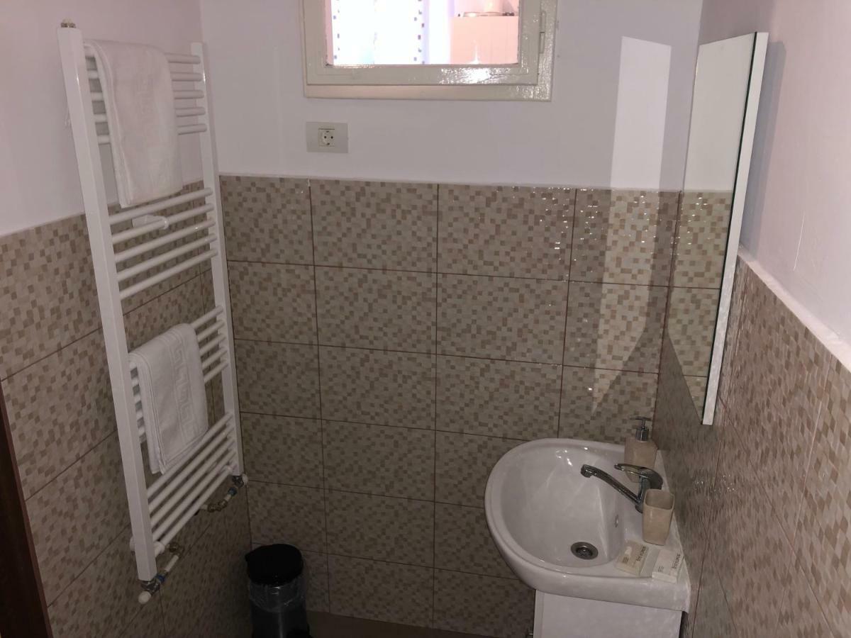 Poppys Apartment Arad